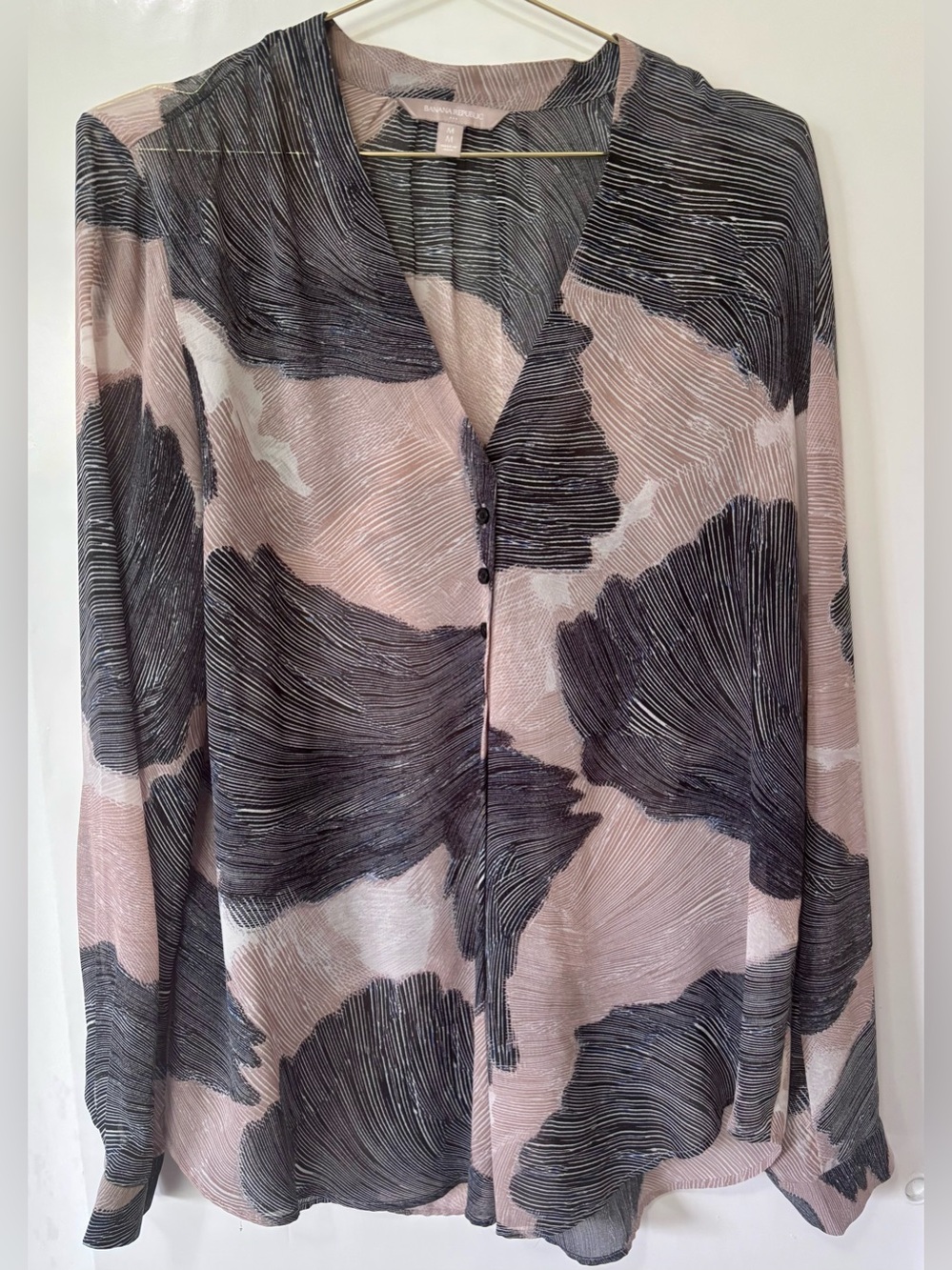 Banana Republic| Tan and Black Abstract Print Sheer Long Sleeve Blouse Sz M